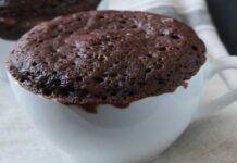 Mug cake light al doppio cioccolato