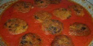 Polpette di patate e melanzane al pomodoro