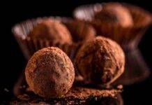 palline ripiene di cioccolato bianco