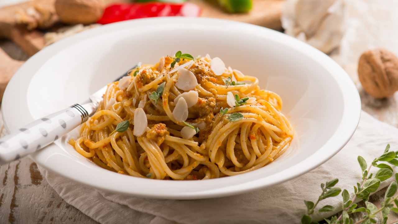 Spaghetti con peperoni 