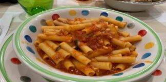 Ziti alla diavola con tonno fresco