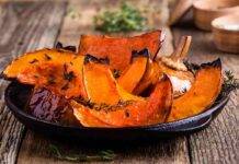 Zucca arrosto con feta e miele | Il contorno dolce che non ti aspetti zucca feta miele ricetta