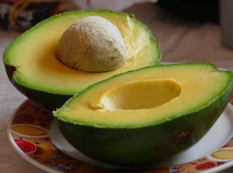 Zuppa peruviana con avocado