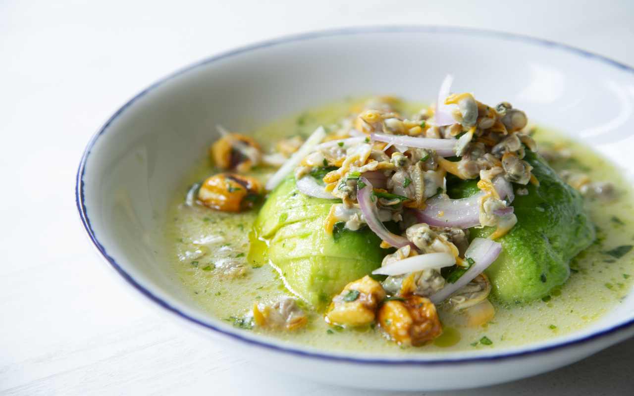 zuppa peruviana avocado ricetta
