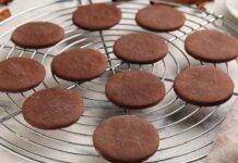 Belli e golosi | Fatti col cuore e senza sforzo | Il regalo di Natale perfetto Biscotti al cioccolato