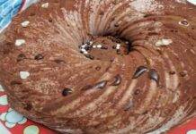 Biscuit al cacao con mousse al tiramisù