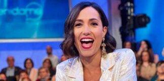 Caterina Balivo tavola imbandita - RicettaSprint