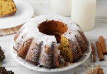 Ciambella di Natale con ingrediente segreto che farà la differenza Ciambella di Natale