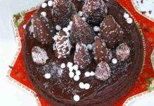 È sempre Mezzogiorno | Ricetta della chef Natalia Cattelani | Torta al cioccolato con alberelli È sempre Mezzogiorno | Ricetta della chef Natalia Cattelani | Torta al cioccolato con alberelli