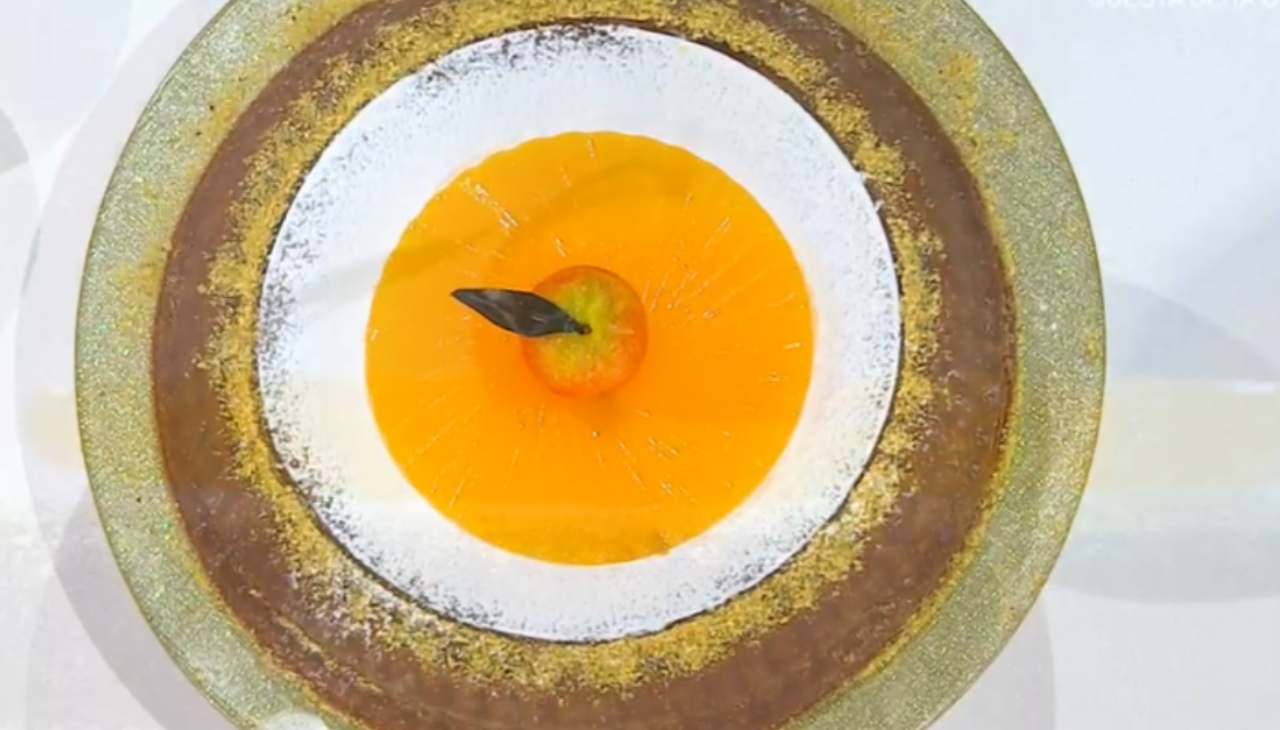 È sempre Mezzogiorno | Ricetta dello chef Fabio Potenzano | Crostata con gelo di mandarini
