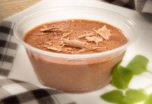 Due ingredienti renderanno il vostro dessert una vera bomba di golosità Mousse alla Nutella veloce ricetta