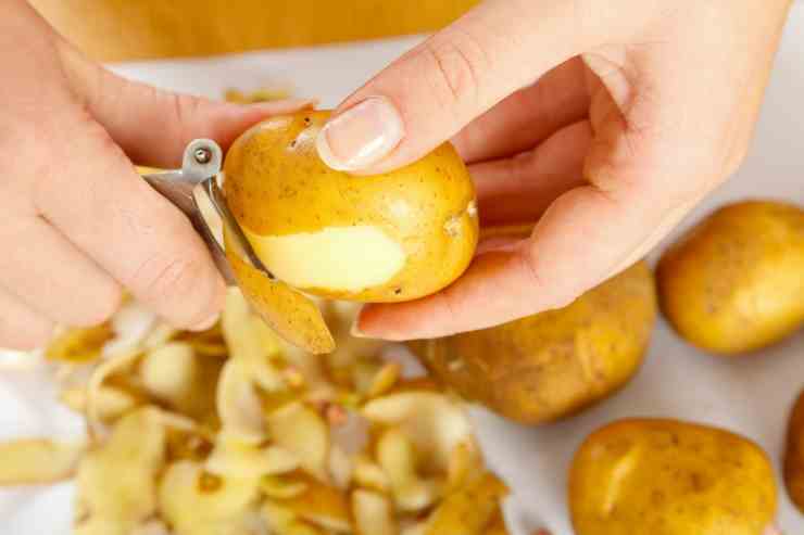 nuvolette patate provola paprika ricetta
