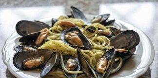 Pasta cozze bianco ricetta