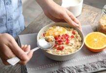 Vuoi un piatto leggero e sfizioso? Prova questo e scoprirai un nuovo sapore quinoa arancia melograno ricetta