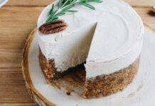 Cheese cake con base di biscotti. Ricetta di Natale