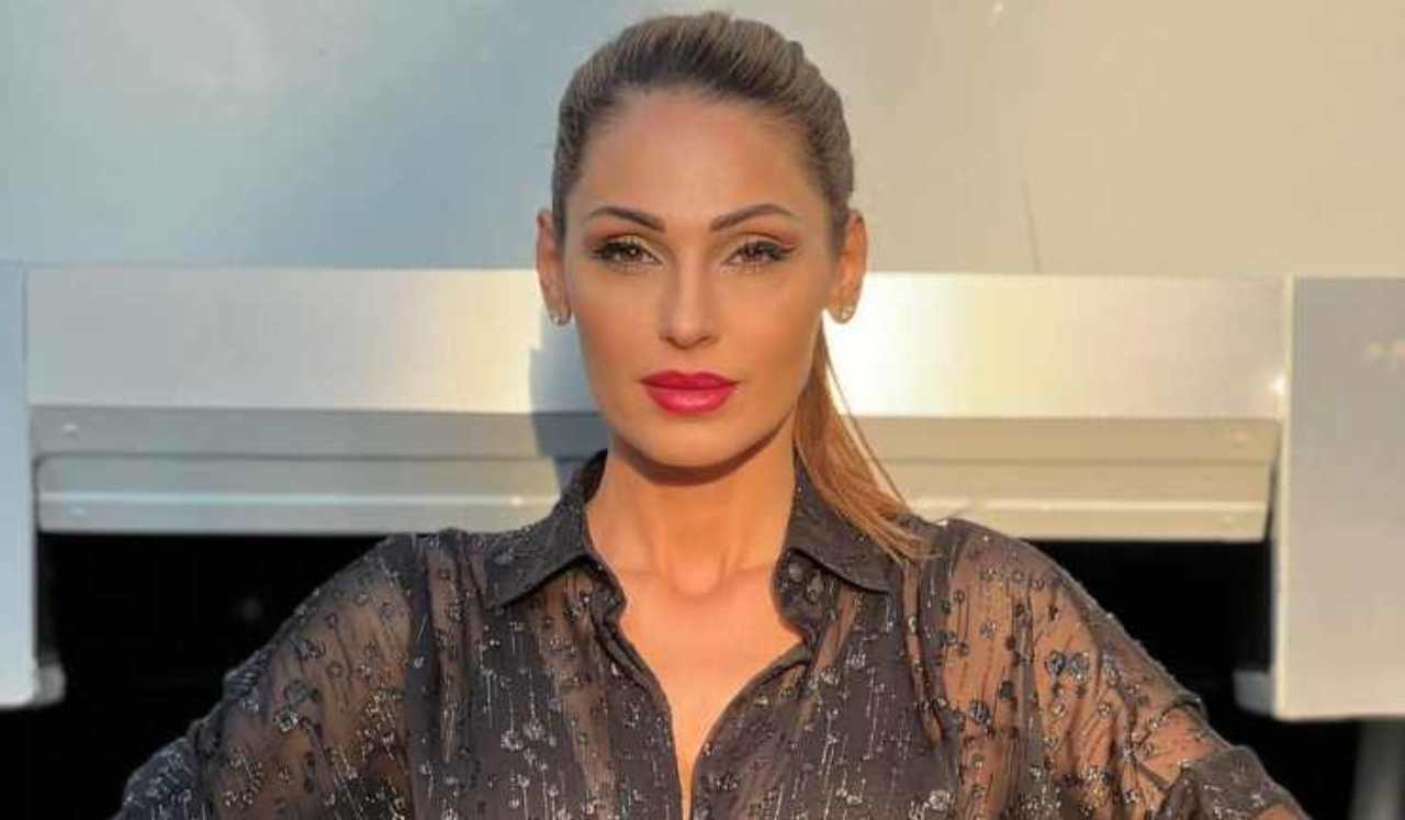 Anna Tatangelo fitness dieta - RicettaSprint