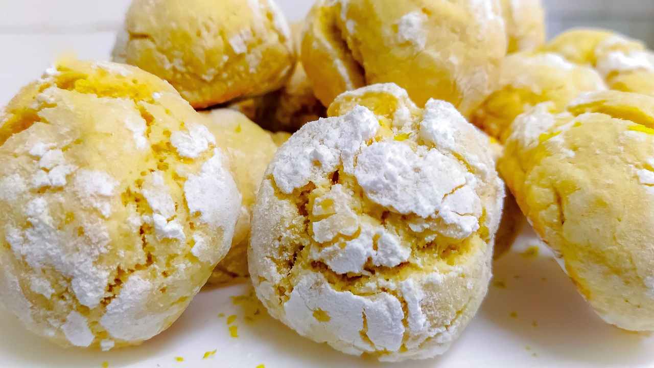 Biscotti al limone con un ingrediente che li rende unici 