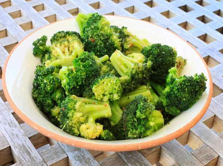 Crostata con broccoli e prosciutto cotto