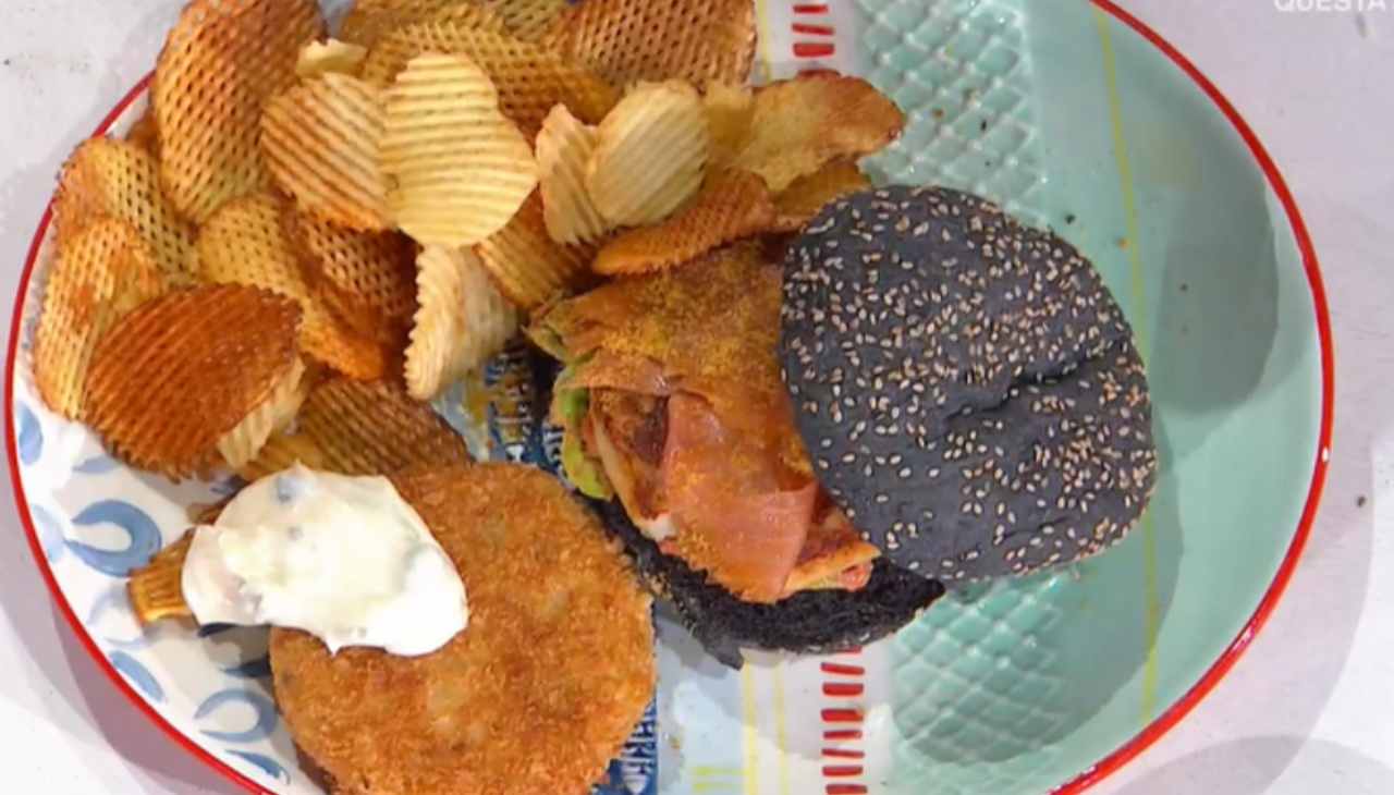 È sempre Mezzogiorno | Ricetta dello chef Daniele Persegani | Hamburger di pesce e patate speziate 