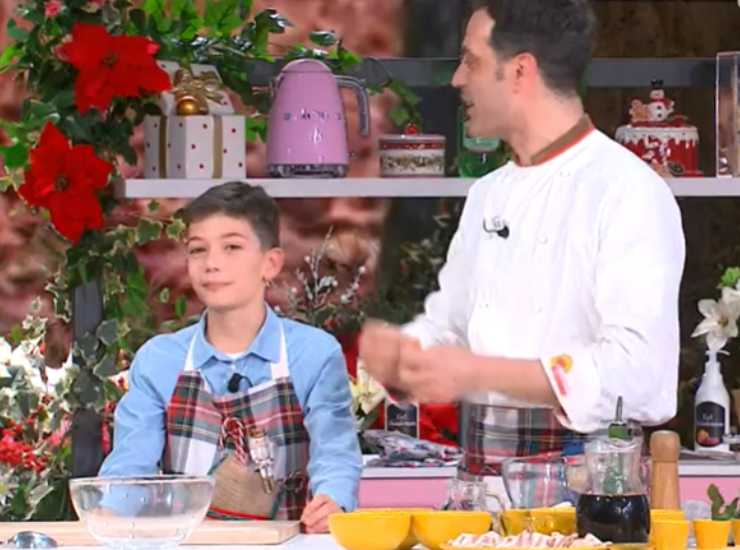 È sempre Mezzogiorno | Ricetta dello chef Gian Piero Fava | Ravioli al cavolo nero