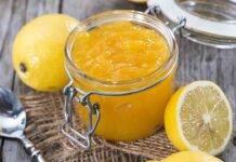 L’agrume più gettonato nelle ricette diventa confettura. Buonissima Marmellata di limoni