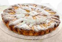 Light, in 10 minuti e con soli 100 calorie a porzione, ecco la torta con frutta fresca sprint Torta con frutta fresca sprint