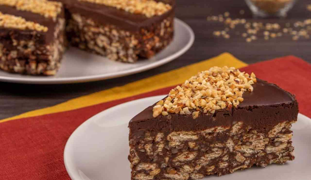 Torta di biscotti senza cottura di Benedetta Rossi 2022/01/30 ricettasprint