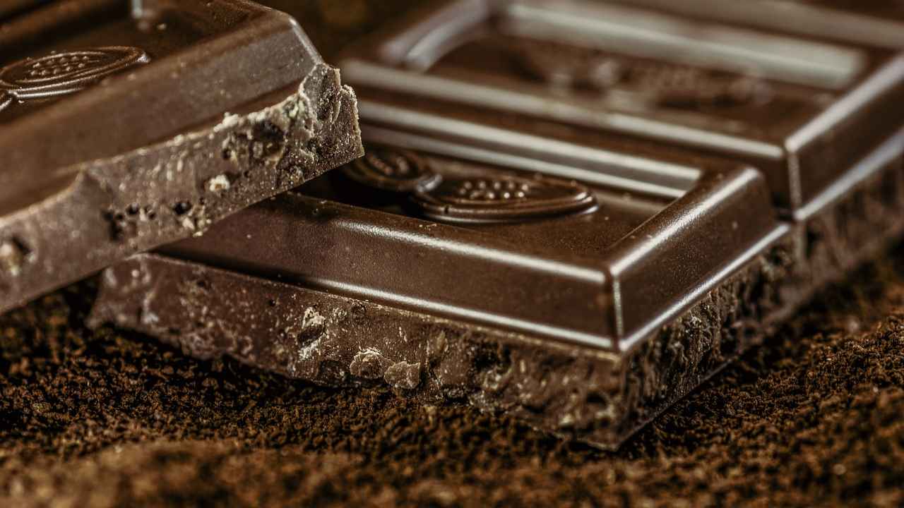 Bastano 90 grammi di cioccolato fondente per un dolce da urlo