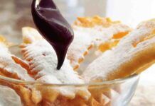 Carnevale con la nonna Luigia, oggi ci mostra le sue mitiche frappe ripiene