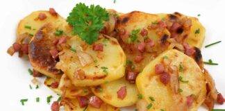 Patate con pancetta in friggitrice ad aria