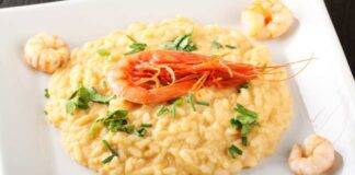 Risotto con gamberi e un ingrediente segreto che non avete mai pensato di aggiungere