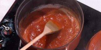 Salsa burro e pomodoro. Foto di È sempre Mezzogiorno