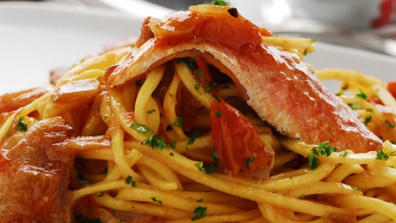 Spaghetti al pomodorino con pesce, ma non è la solita ricetta