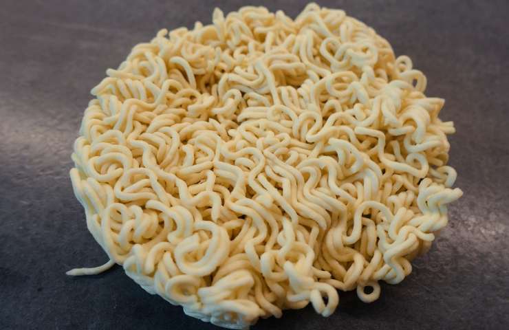 Noodles proveniente dalle Filippine sottoposti a ritiro da commercio
