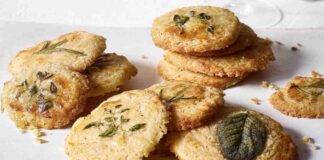 Cookies al parmigiano e basilico