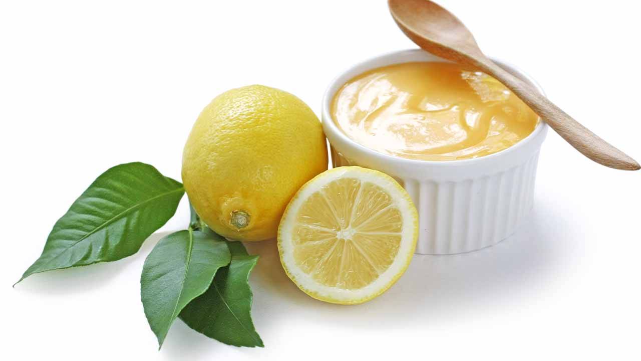 Crema al profumo di limone e cannella