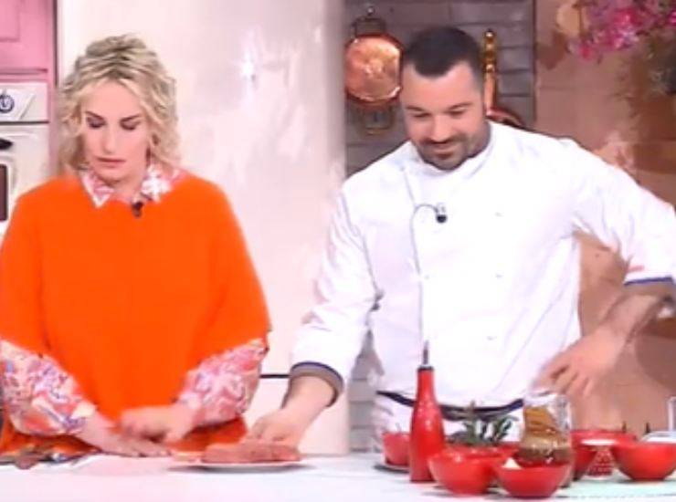 Foto di È sempre mezzogiorno, Filetto di maiale in crosta al pomodoro dello chef Fabio Potenzano