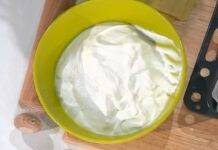 Foto di È sempre mezzogiorno. Mousse allo yogurt della chef Barbara De Nigris