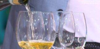 Foto di È sempre mezzogiorno. Trebbiano d'Abruzzo. La spiegazione del sommelier Andrea Amadei (FSI)