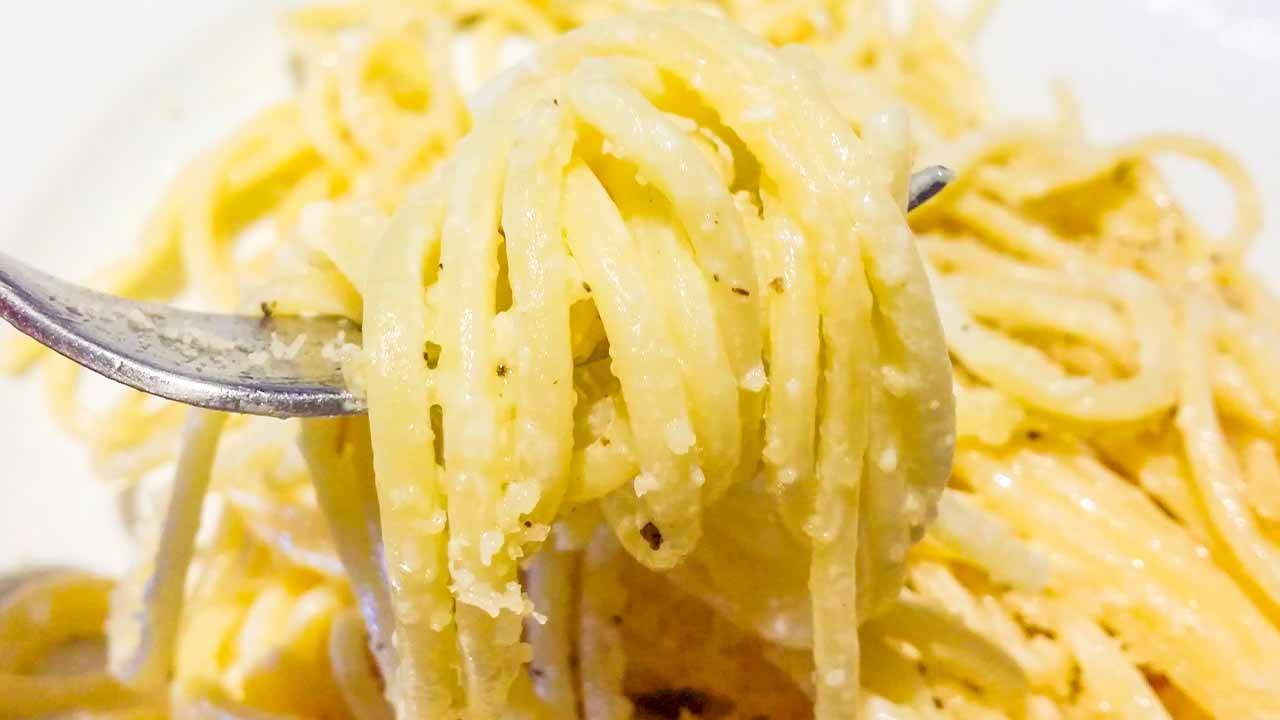spaghetti parmigiano e burro 