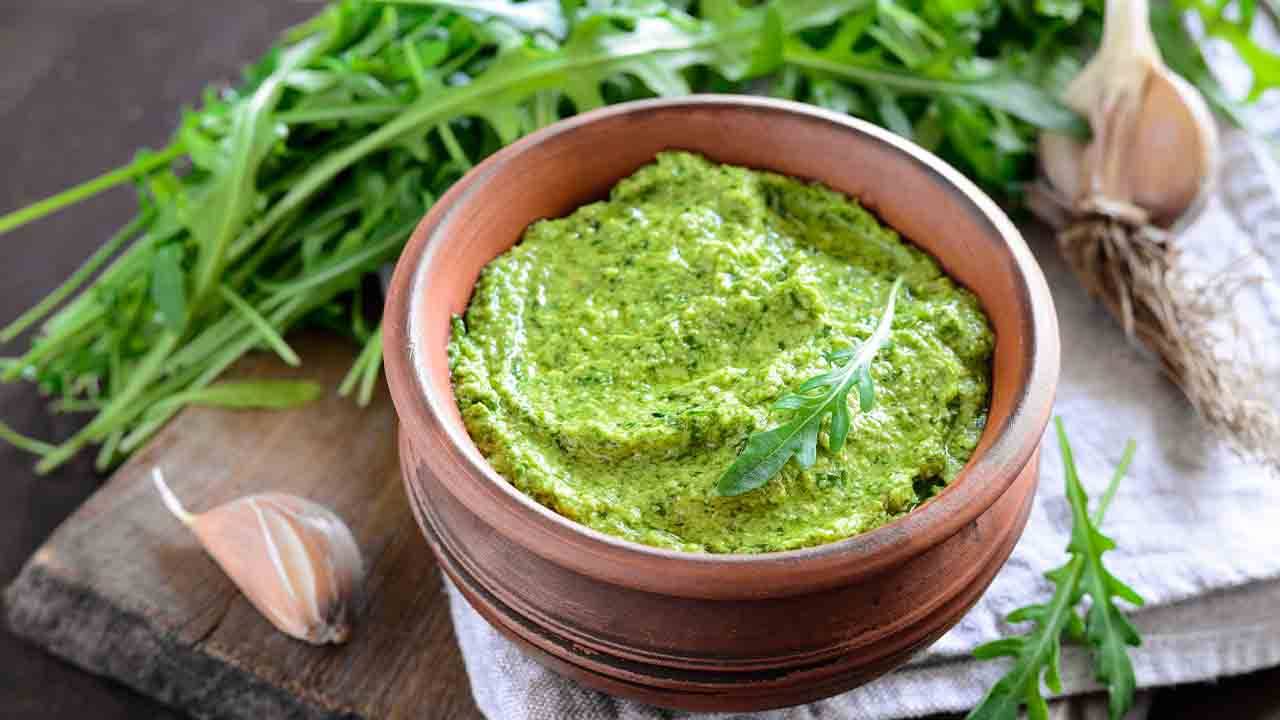 Mousse di rucola e formaggio