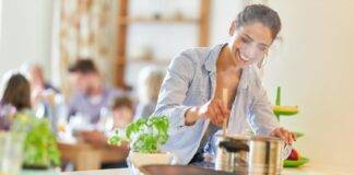 Per un pranzo particolare, leggero e gustoso preparate questo