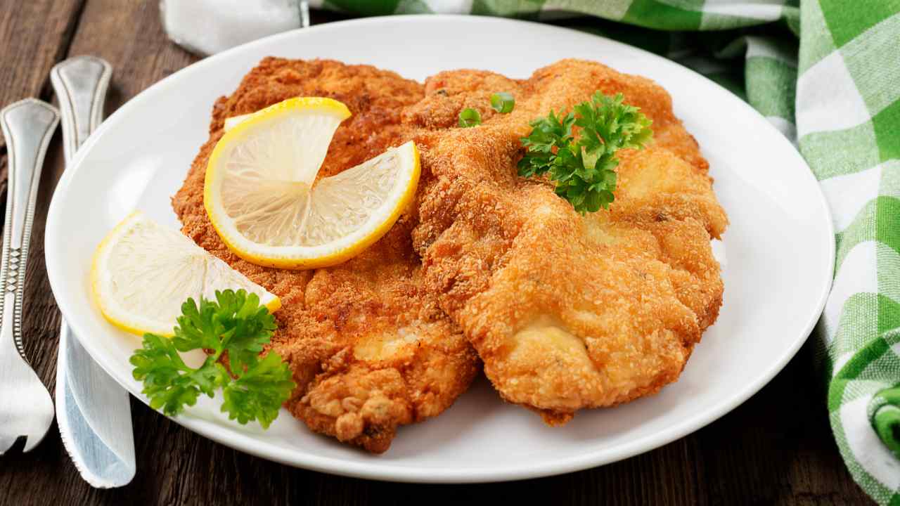 Stanca della solita cotoletta di pollo Non perderti la versione di Benedetta Rossi, è davvero irresistibile!