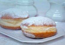 krapfen morbidissimi con ripieno in mousse