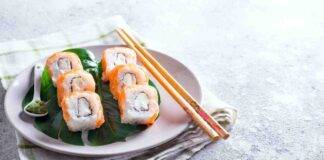 sushi salmone verdure 2022 03 15 ricettasprint it (1)