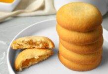 Biscotti ripieni di marmellata il ripieno fruttato e goloso ti farà impazzire