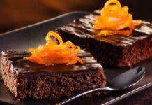 Come preparare dei brownies leggerissimi al cioccolato in soli 15 minuti