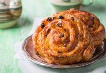 Girelle con miele e uva passa: 3 semplici ingredienti per allietare le vostre serate Girelle con miele e uva passa 3 semplici ingredienti per allietare le vostre serate