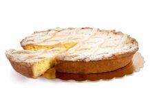 Il segreto per fare una morbidissima pastiera napoletana pastiera con il liquore strega