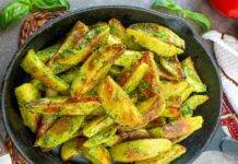 Patate al pesto, il contorno croccante e profumato pronto in 20 minuti Patate al pesto